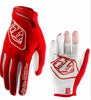 GUANTES ROJOS