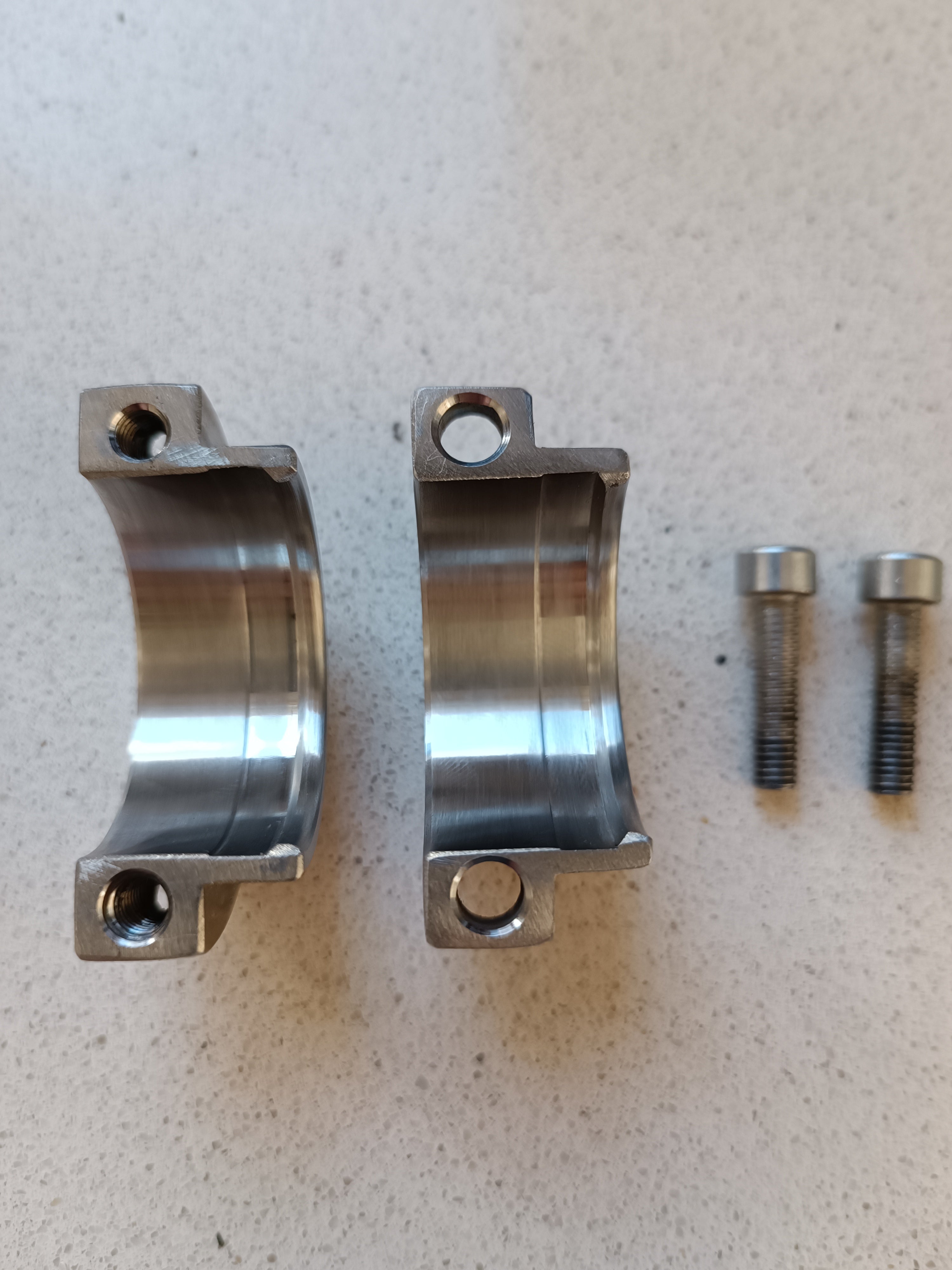 Clip retenedor para aluminio